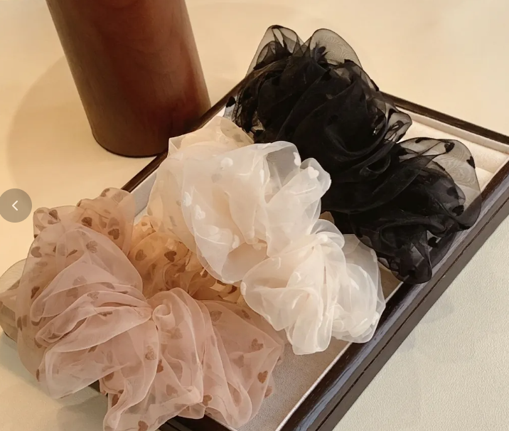 Chouchou en Organza à Cœurs